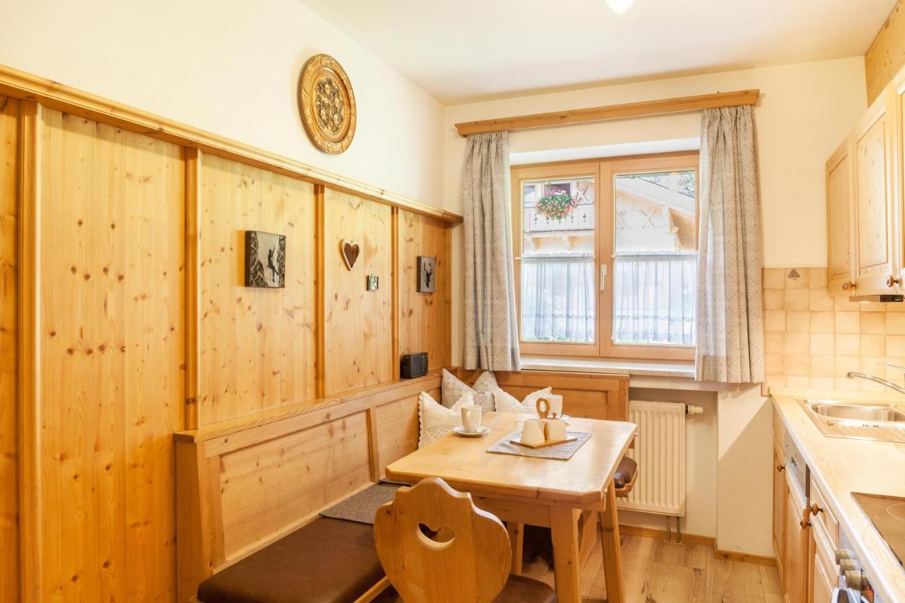 Ferienwohnung Alpenrose グライナウ エクステリア 写真