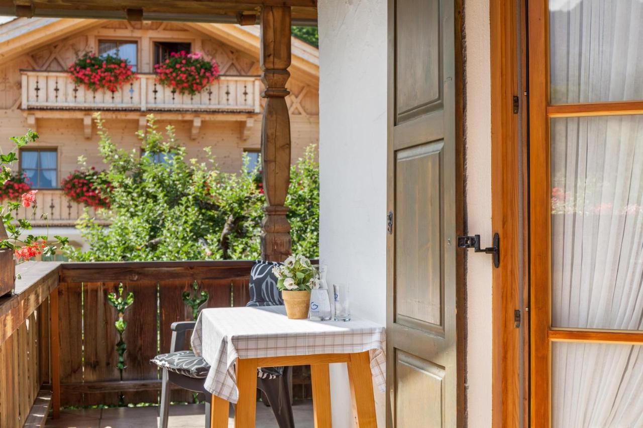 Ferienwohnung Alpenrose グライナウ エクステリア 写真