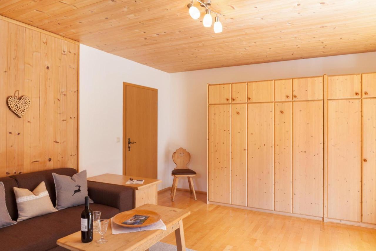 Ferienwohnung Alpenrose グライナウ エクステリア 写真
