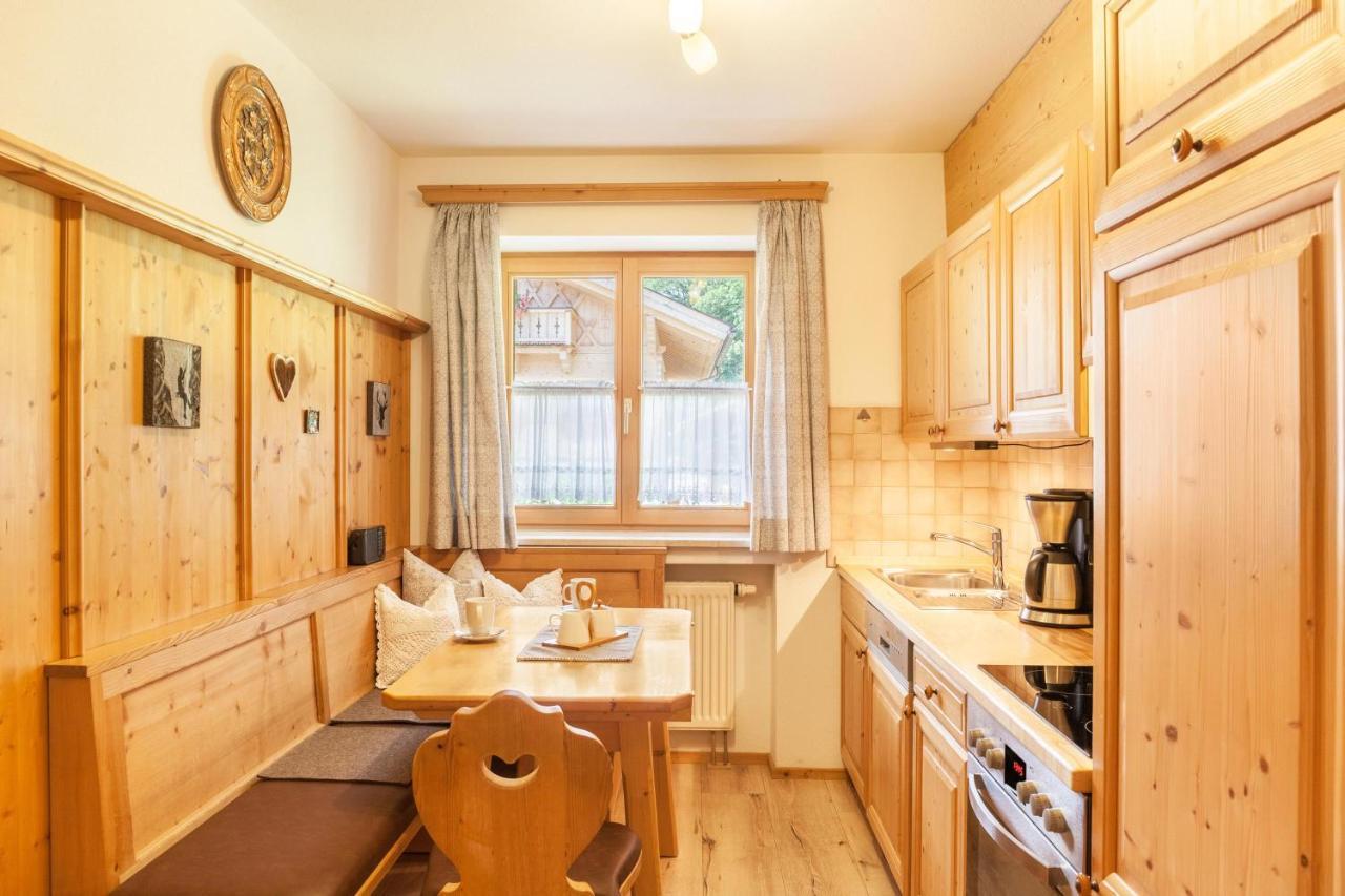 Ferienwohnung Alpenrose グライナウ エクステリア 写真